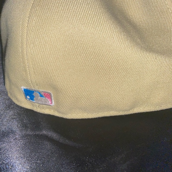 ✨NEW ERA - N.Y YANKEES “Stitch Seam Edition” World 
Series ‘99 - Fitted Hat✨NWT - Picture 13 of 17